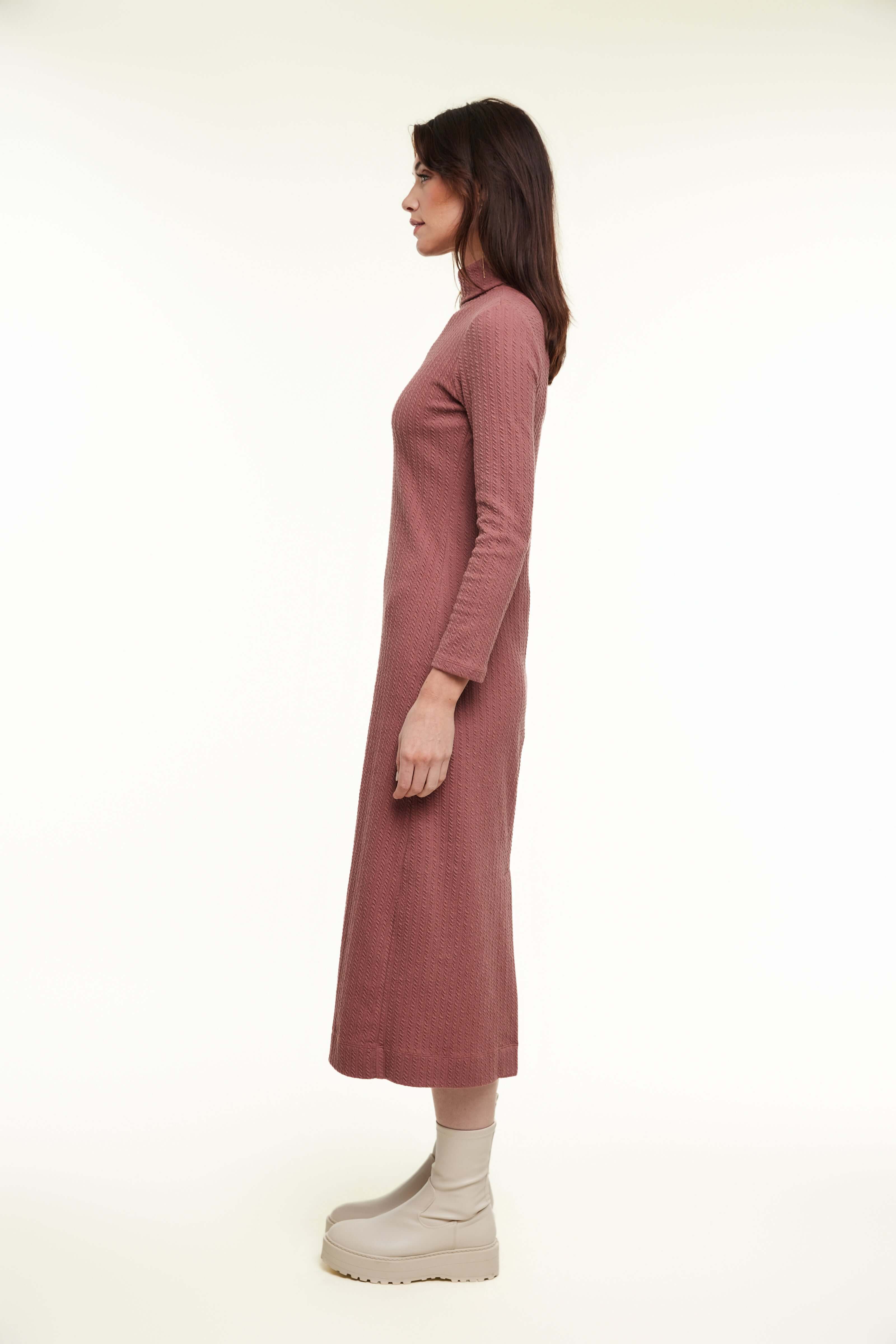 Cable Knit Turtleneck Dress, Mauve – Olivvi World