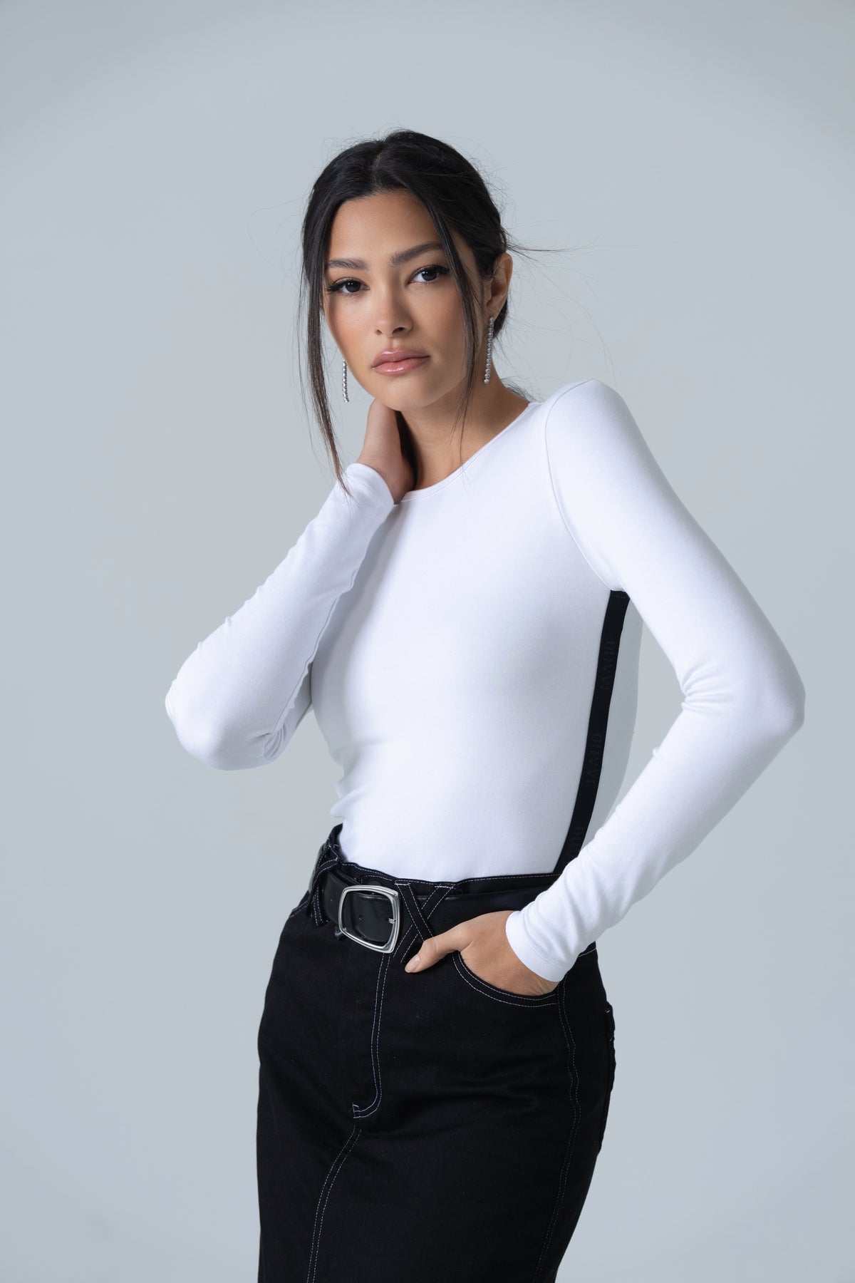 Fitted Long Crewneck Top - White with Black and Black Trim - Olivvi World