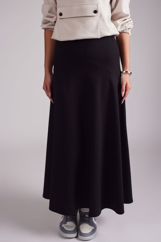 Curved Panel Skirt - Black - Olivvi World