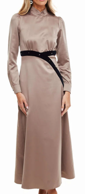 OL-D42 Liv Satin Maxi Dress 89