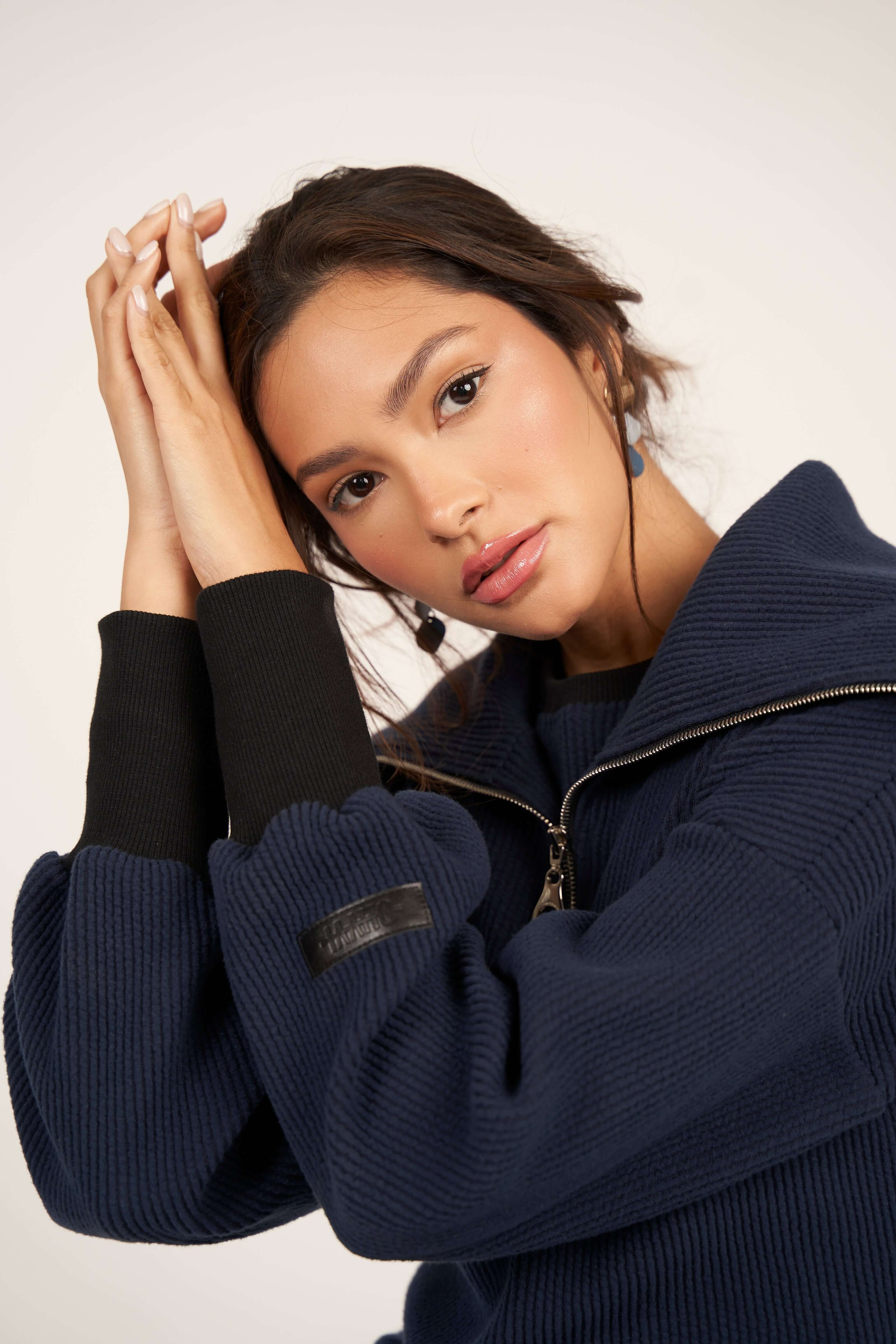 Double Layer Pullover - Navy and Black - Olivvi World