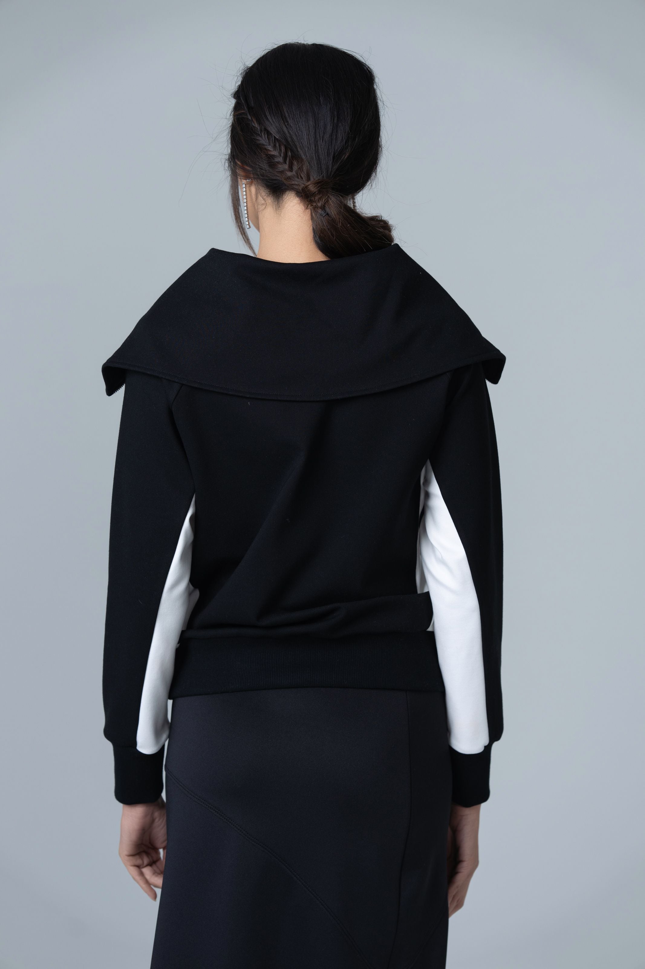 Anna Pullover Zipper Sweater - Black and Ivory - Olivvi World
