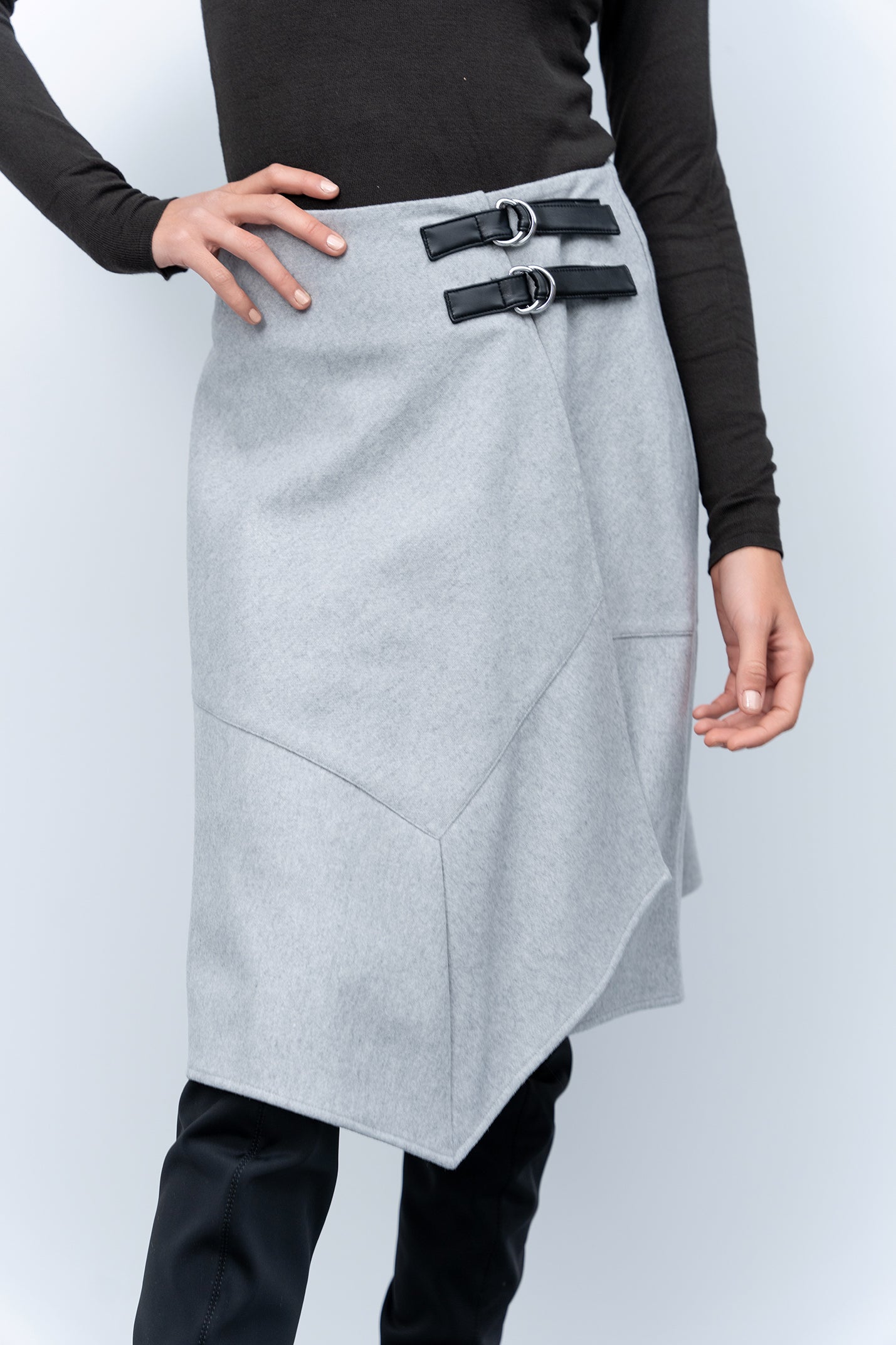 Asymmetrical Short Buckle Skirt - Grey - Olivvi World