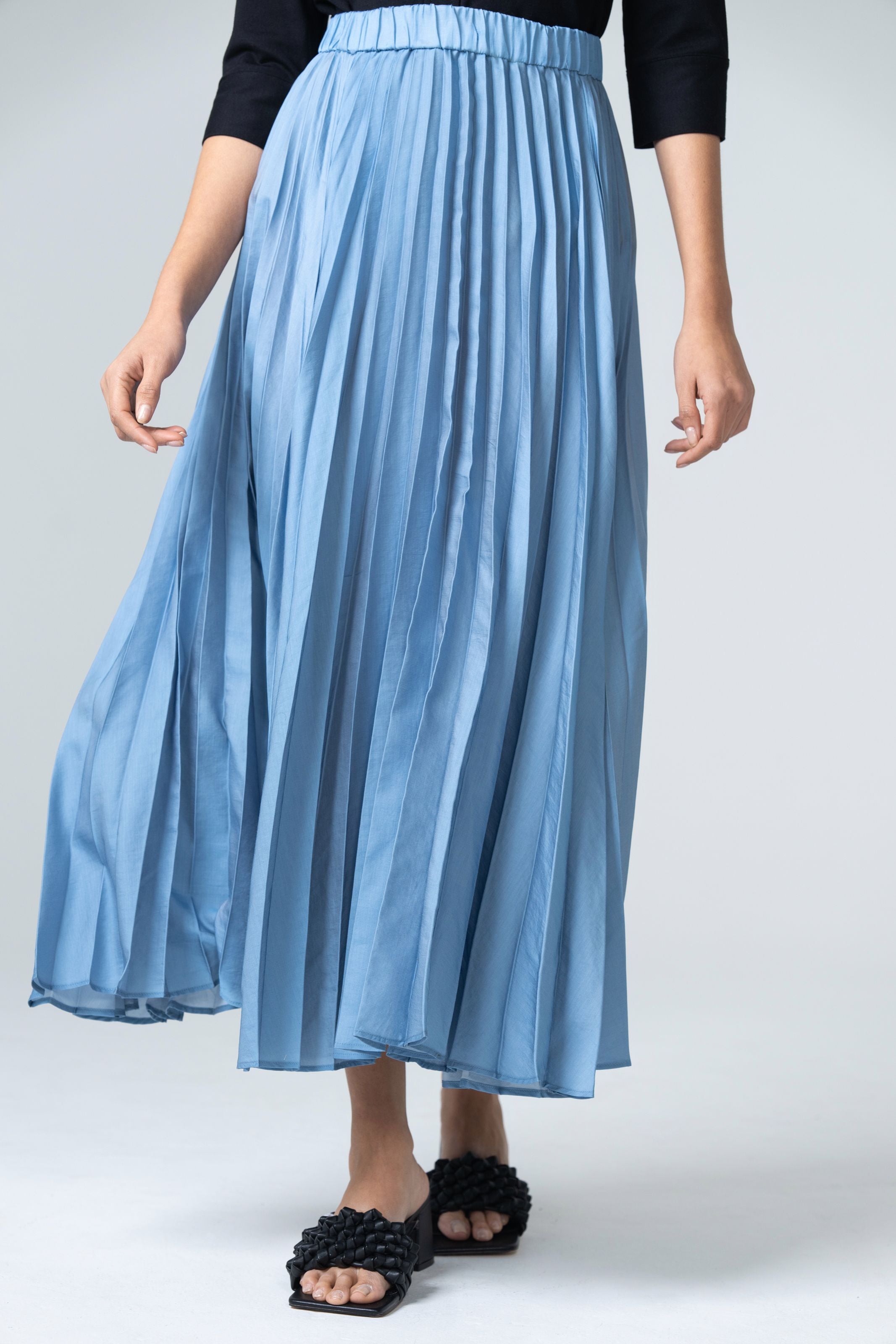 Pleated Maxi Skirt - Light Blue - Olivvi World