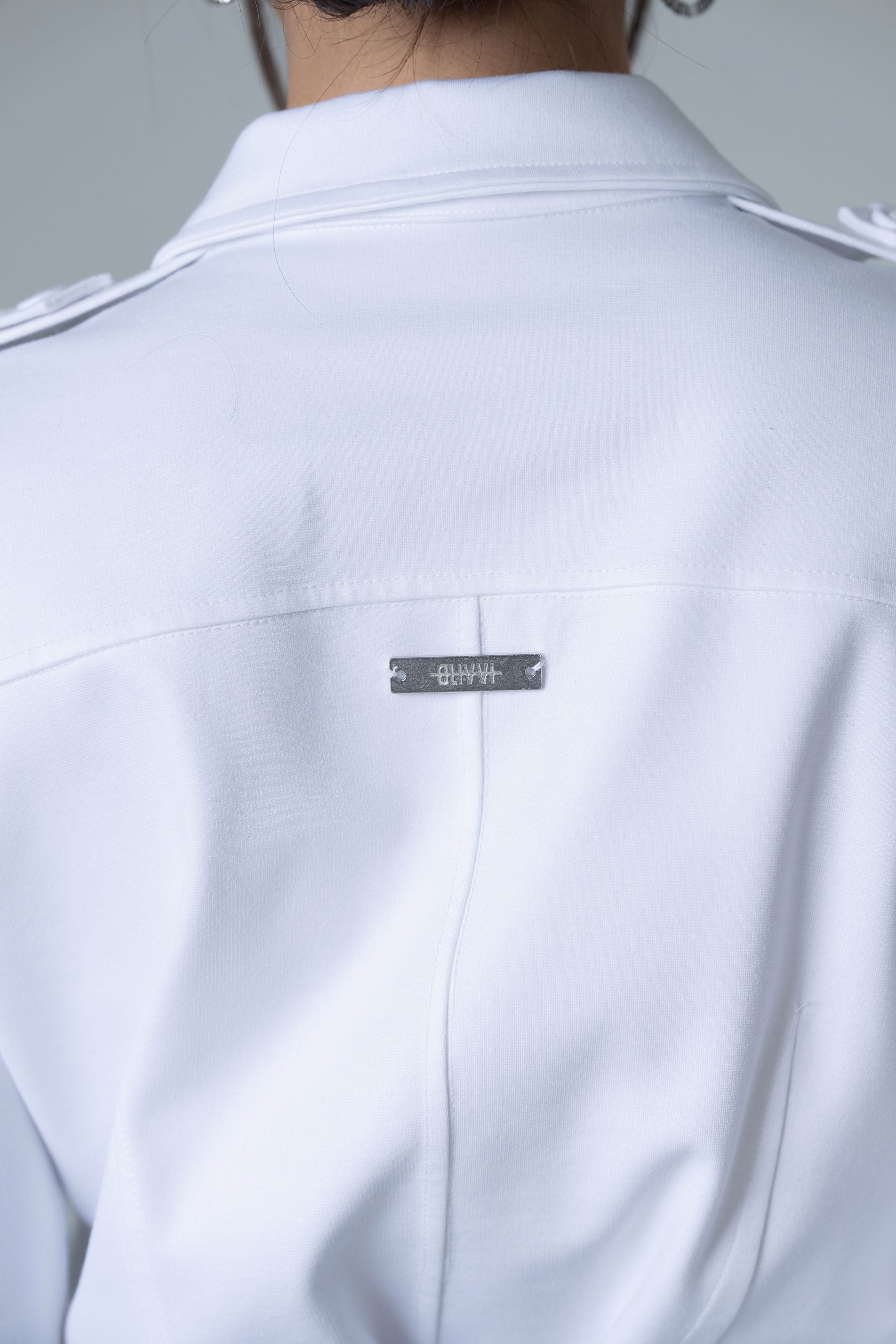 Loose Fit Button Shirt - White - Olivvi World